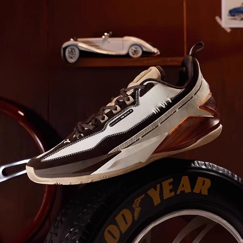 Zapatos de baloncesto profesio - Outdoor Sport Flooring reseña y precio